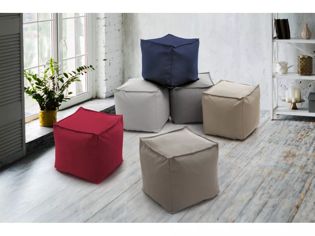 Pouf Dabbey, Pouf multifonctionnel, Fauteuil relaxant en tissu rembourré, 100% Made in Italy, 45x45h45 cm, Rouge