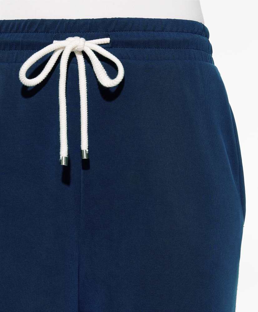 Calça flare em modal com aplique lateral