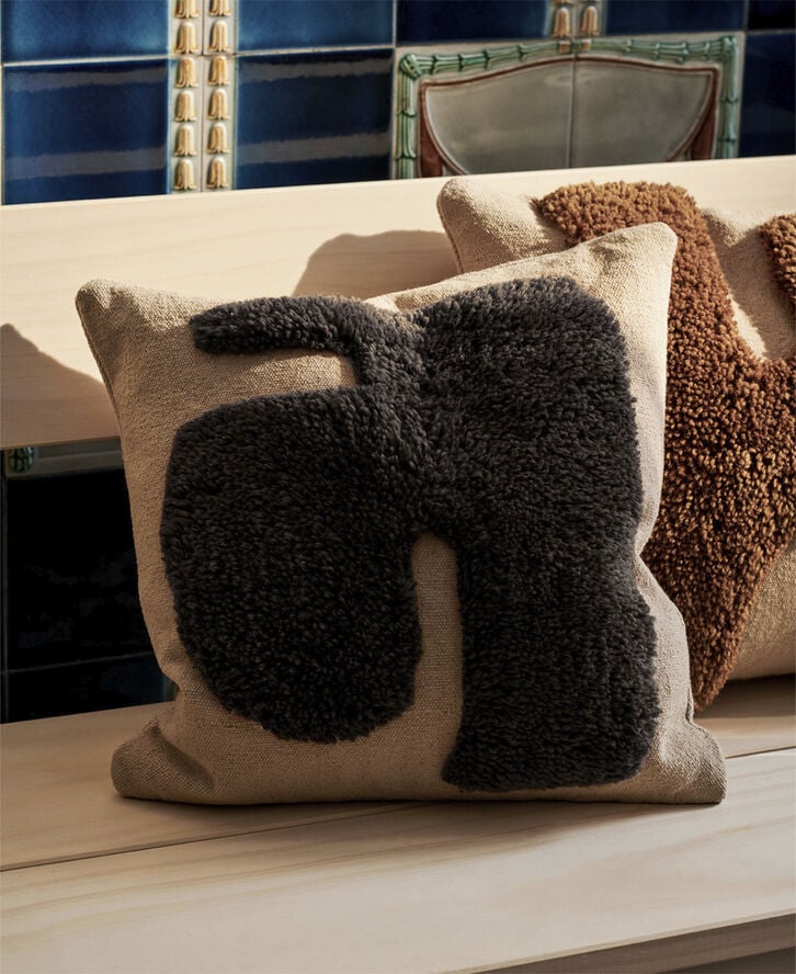 ferm LIVING Lay Cushion - Sand/Dark Brown Sand / dark brown