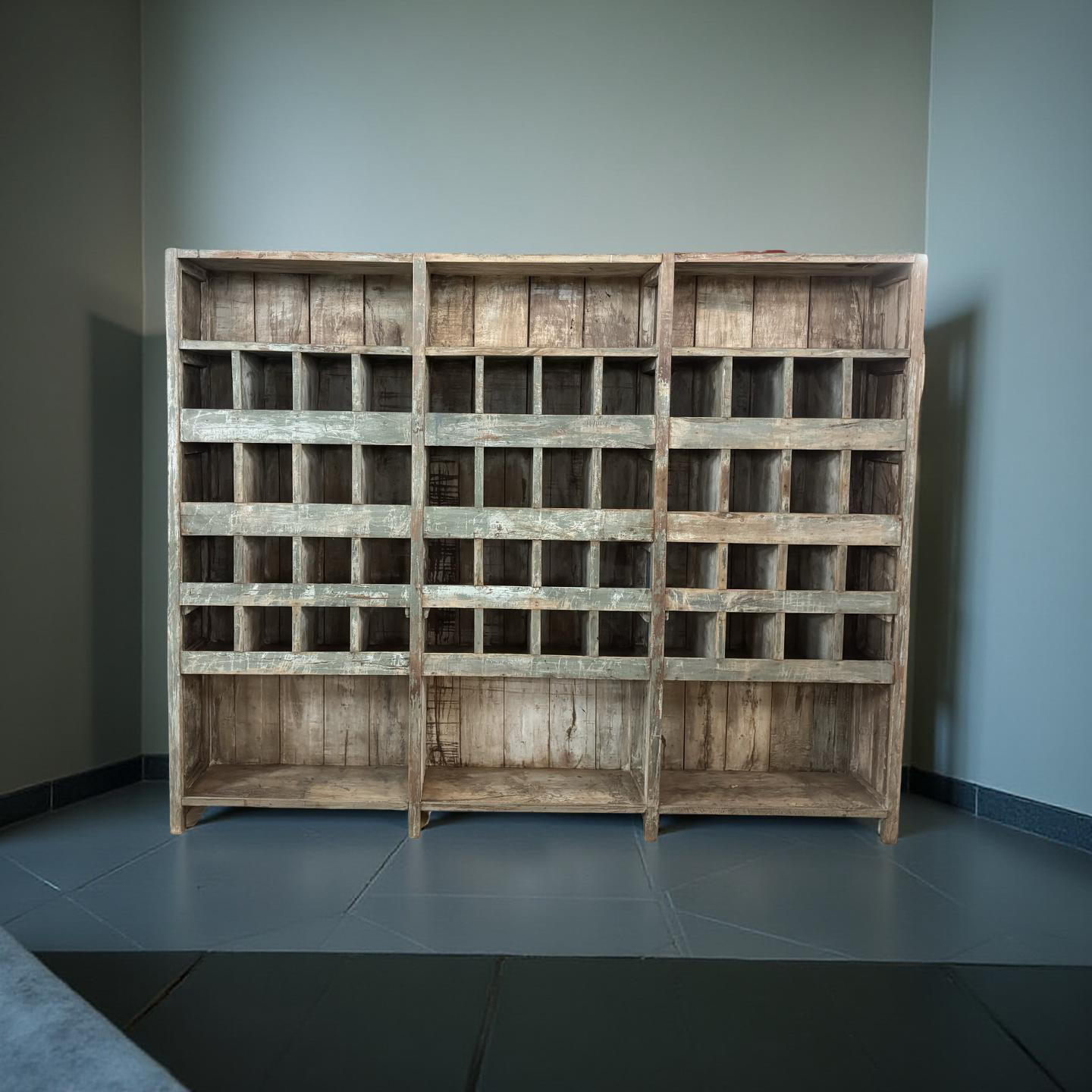 Wandkast vakken groot blauw