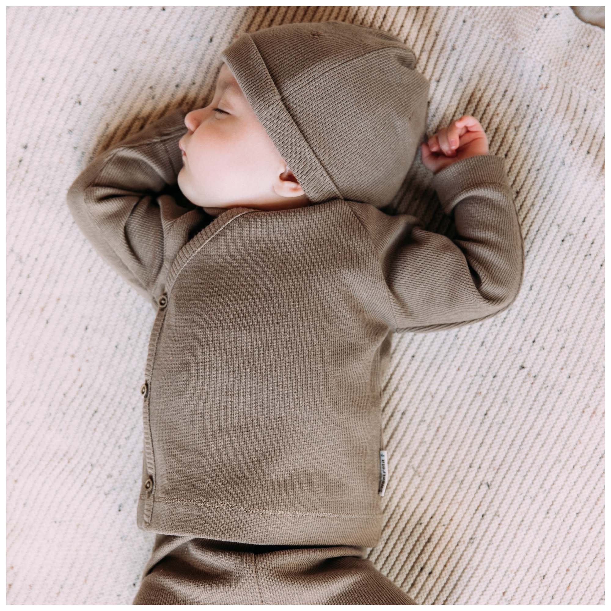 Sweet Petit Mini overslagshirt rib lange mouwen effen taupe