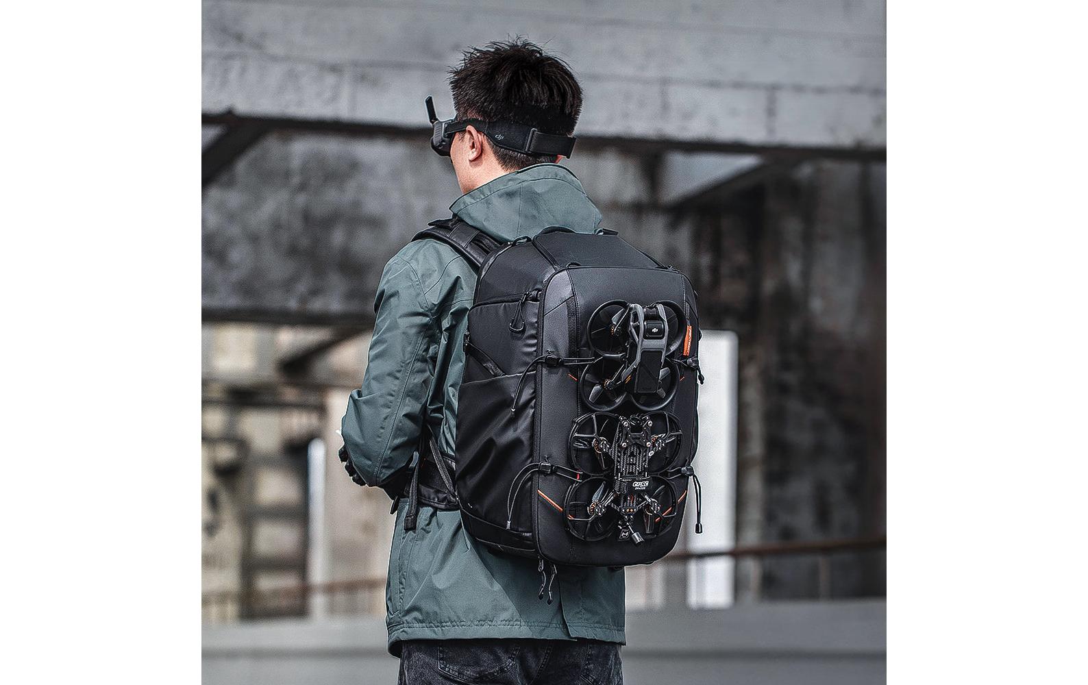 Fotorucksack OneMo FPV 30L Space Black<br>Leistungsstarker Rucksack für Drohnen, der überall eingesetzt werden kann