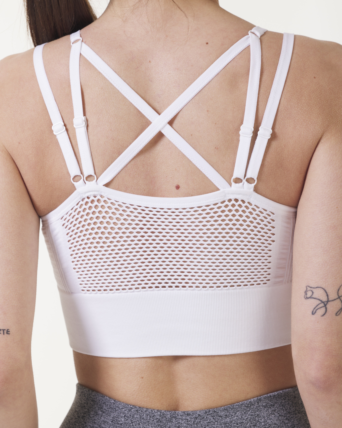 LEVITY Eclipse Seamless Mesh Bra White