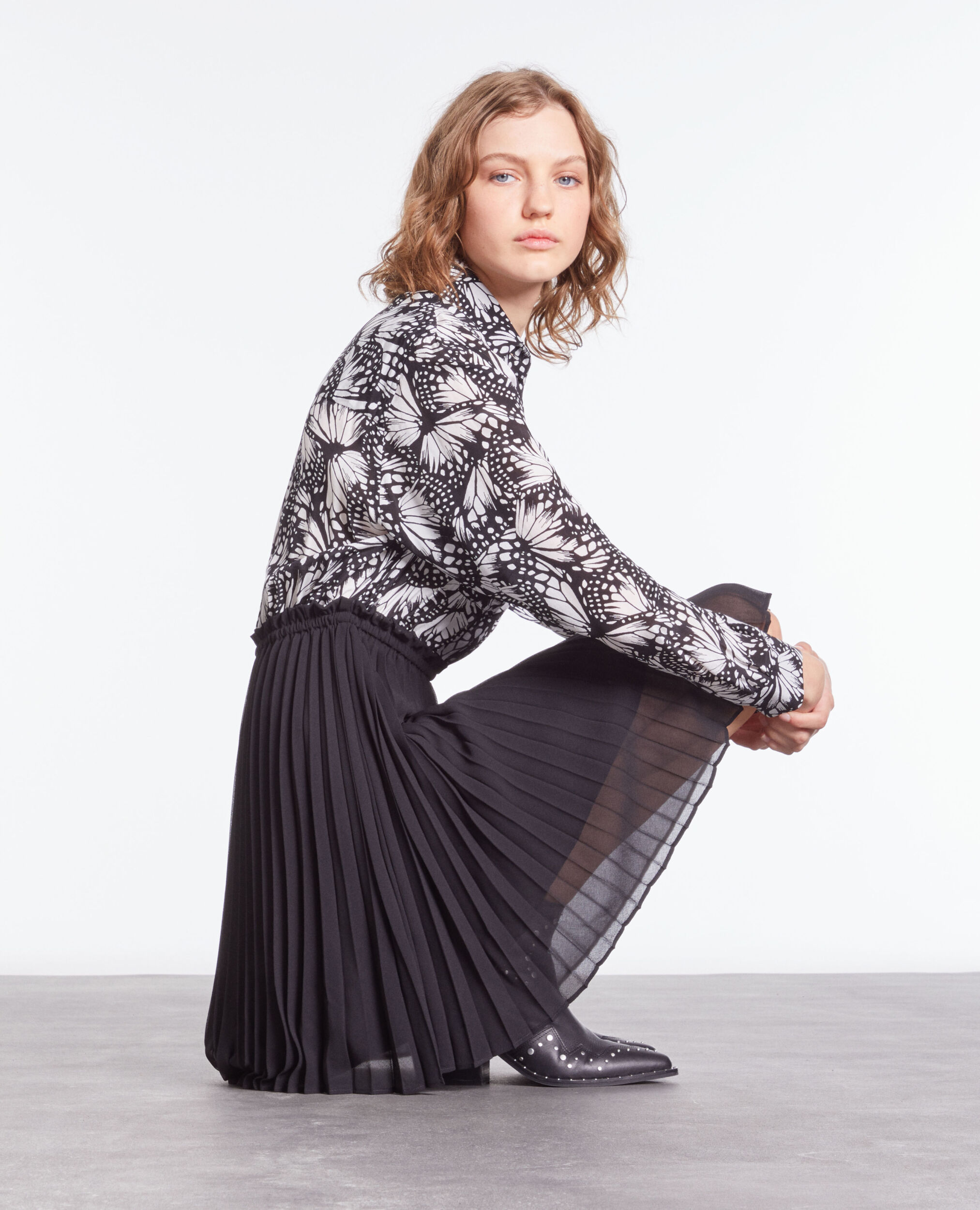 Robe courte plissée imprimée