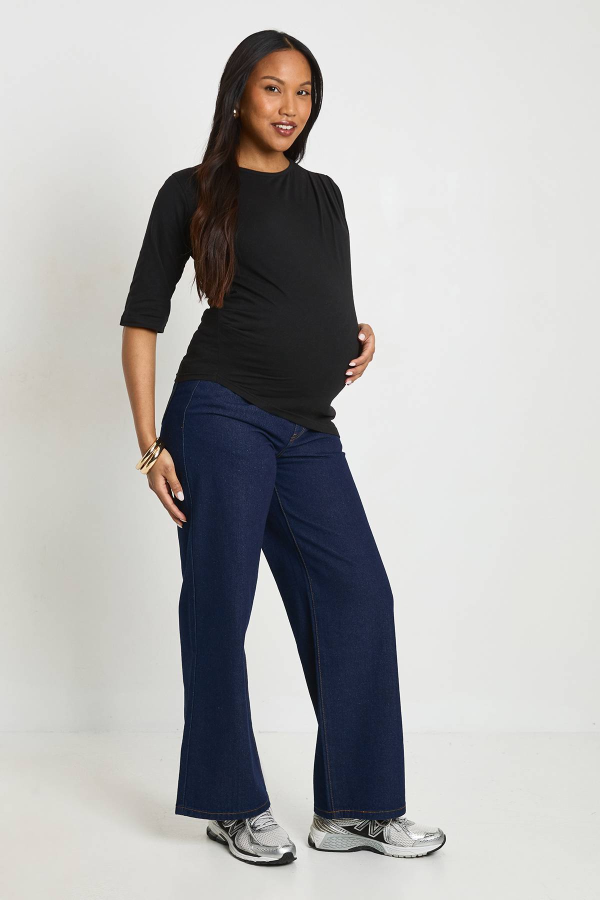 boohoo T-shirt De Maternité À Ourlet Asymétrique Taille Cintrée Manches 3/4