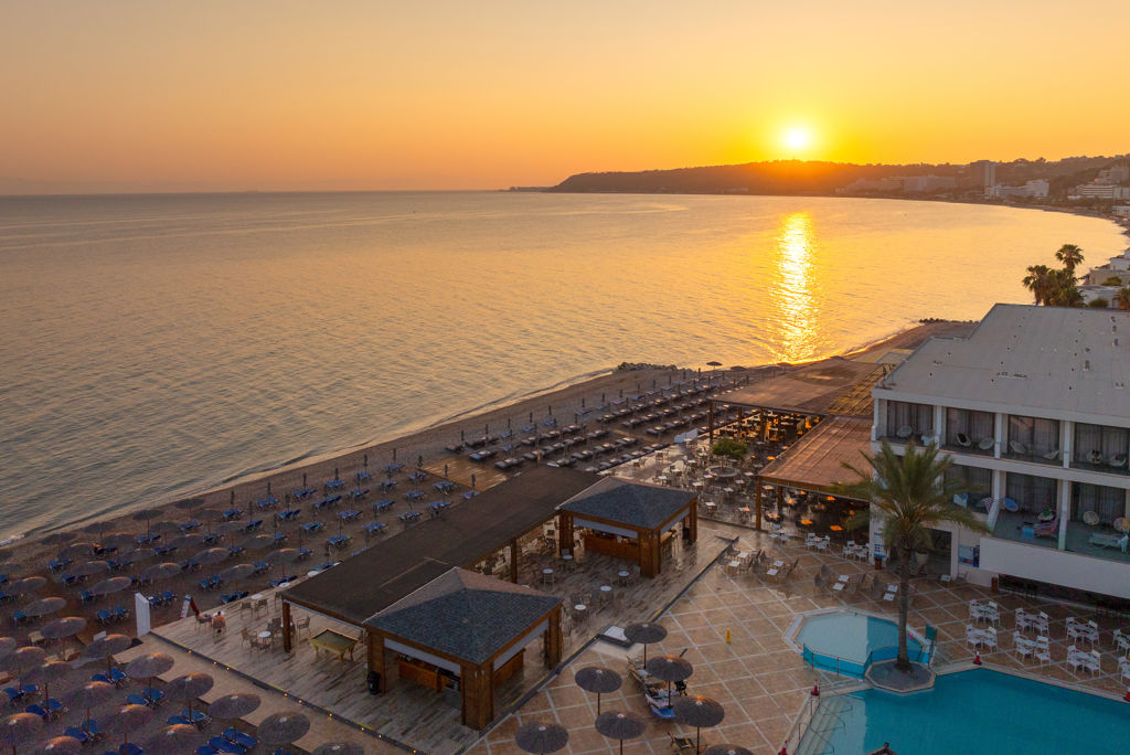 Avra Beach All Inclusive - Hotel