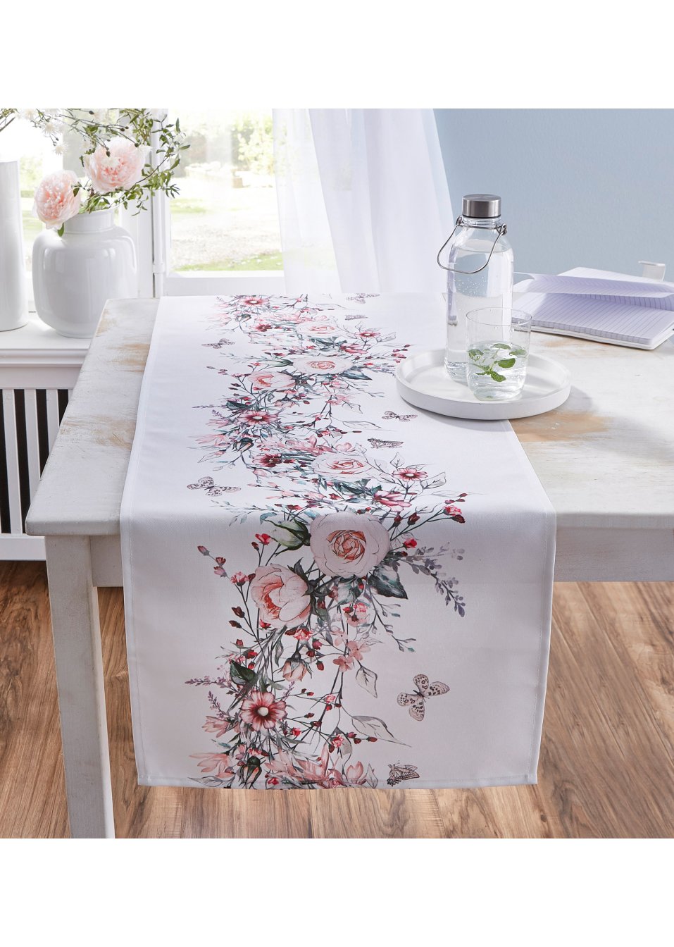 Chemin de table imprimé roses