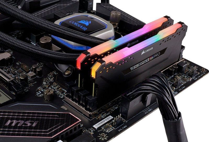 RAM Memory Corsair RGB PRO 3200 MHz C C 32 GB