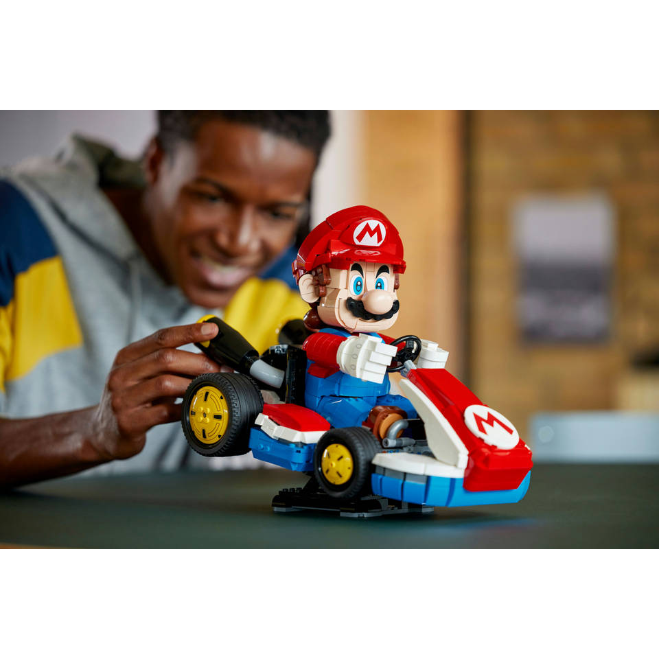 LEGO Super Mario Mario Kart: Mario en standaardkart 72037