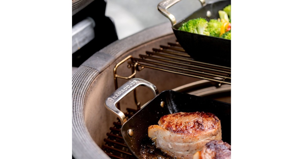 Kamado JoeKarbon Steel Half Moon Pan set bak-/braadpan