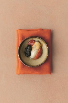 Ikoyi: A Journey Through Bold Heat with Recipes (Hardback)
