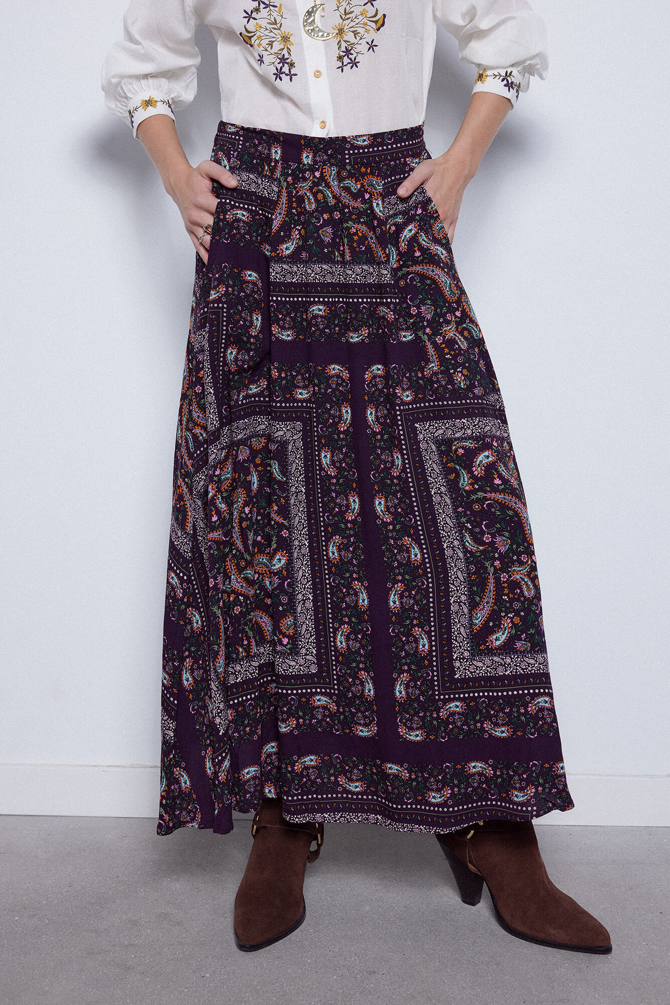 Saia midi estampada