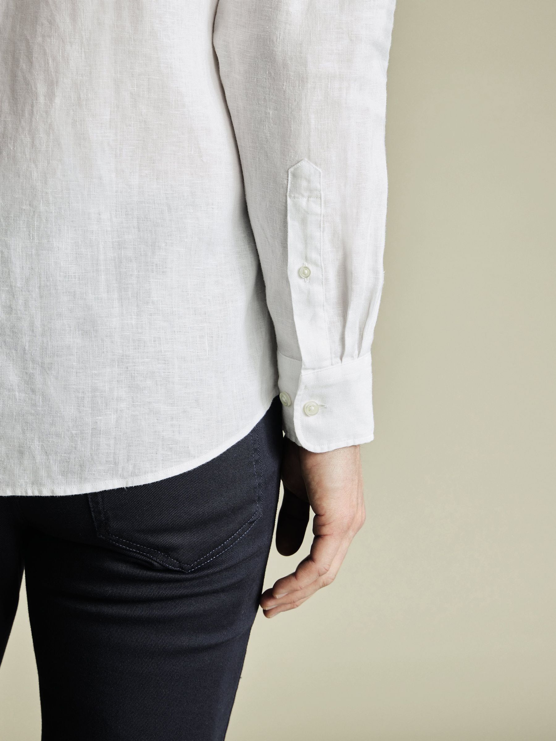 Charles Tyrwhitt Slim Fit Plain Cutaway Pure 100% Linen Shirt