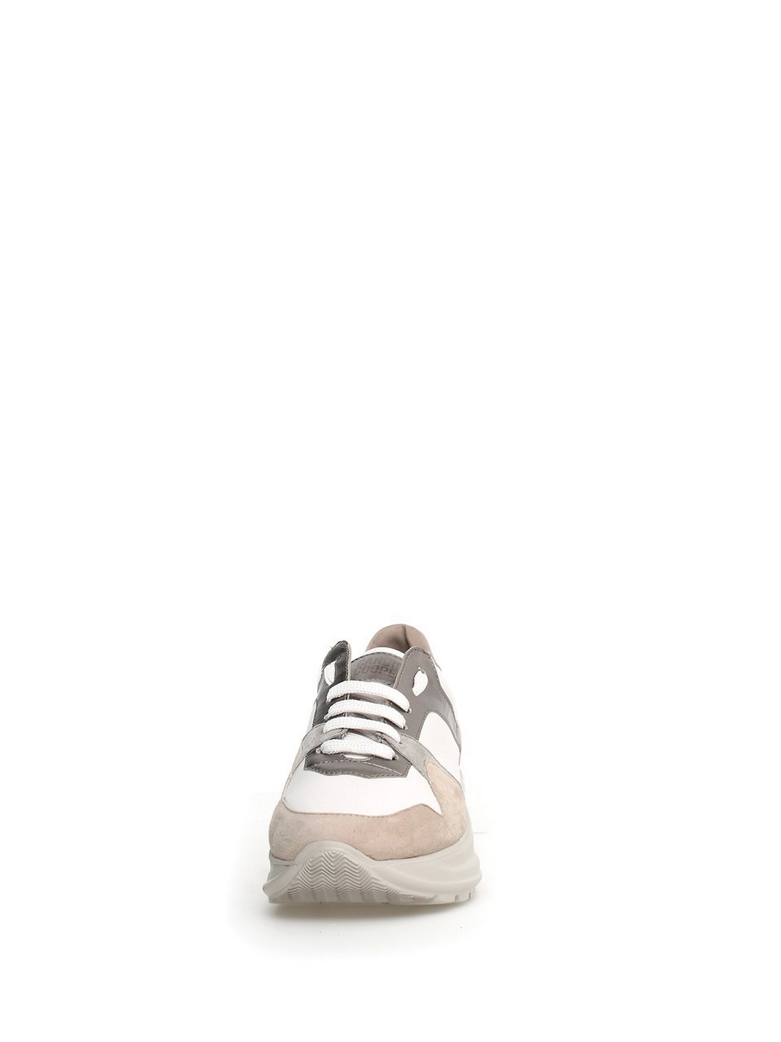 Sneaker Spark
