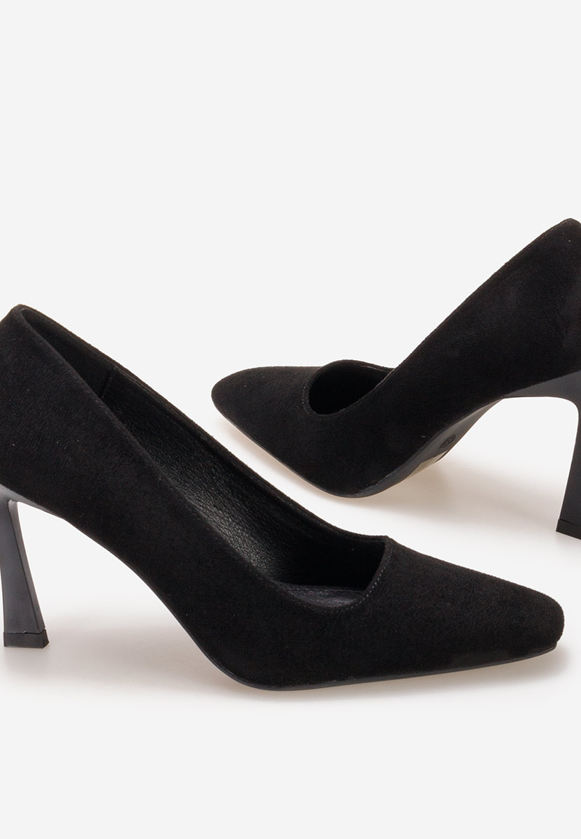 Chaussures à talon fin noirs Vuria