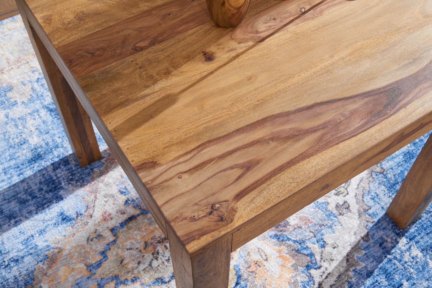 KADIMA DESIGN Esstisch NAKO Massiv: Quadratisch, 80x80 cm, Akazienholz, einfach zu pflegen, stabil.