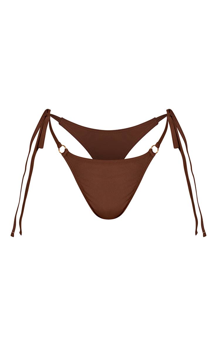 Chocolat Bas De Bikini À Anneaux Avec Liens Sur Les Côtés