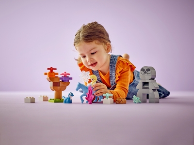 LEGO Elsa en Bruni in het Betoverde Bos (10418)