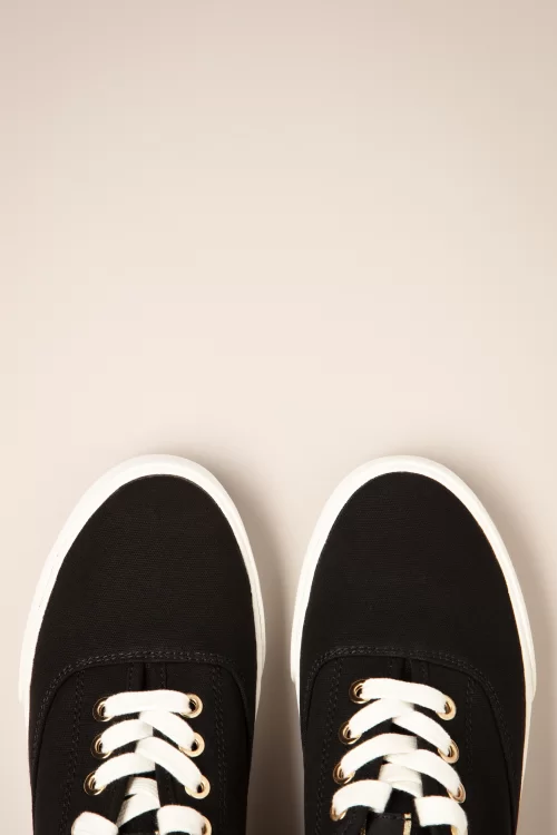 Tamaris Chloe canvas sneakers in zwart