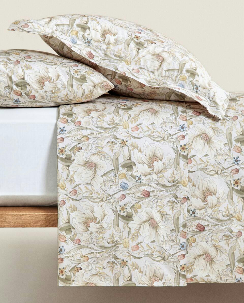 CAPA DE EDREDOM COM ESTAMPA FLORAL