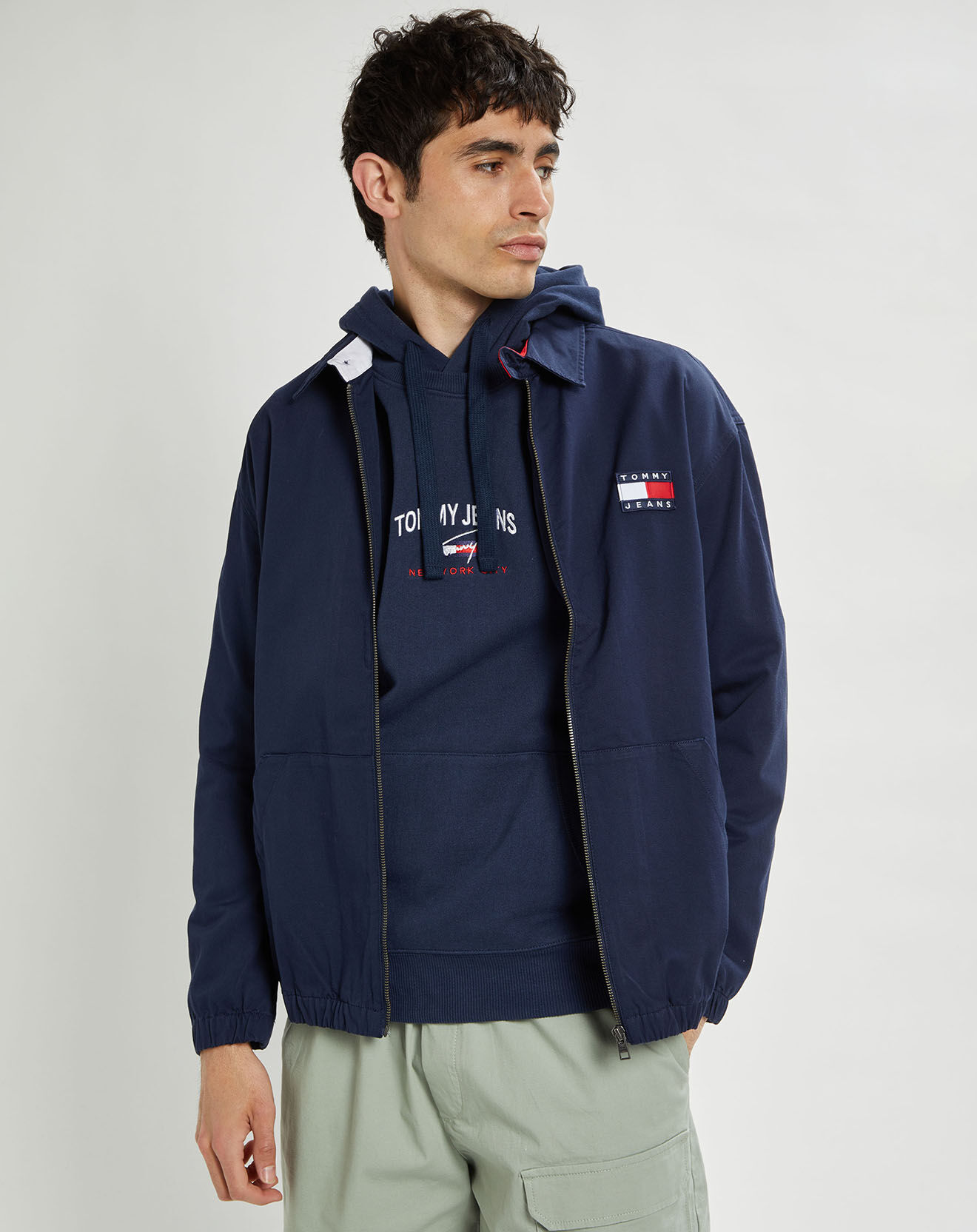 Tommy Jeans Blouson 100% Coton Bio casual badge bleu marine