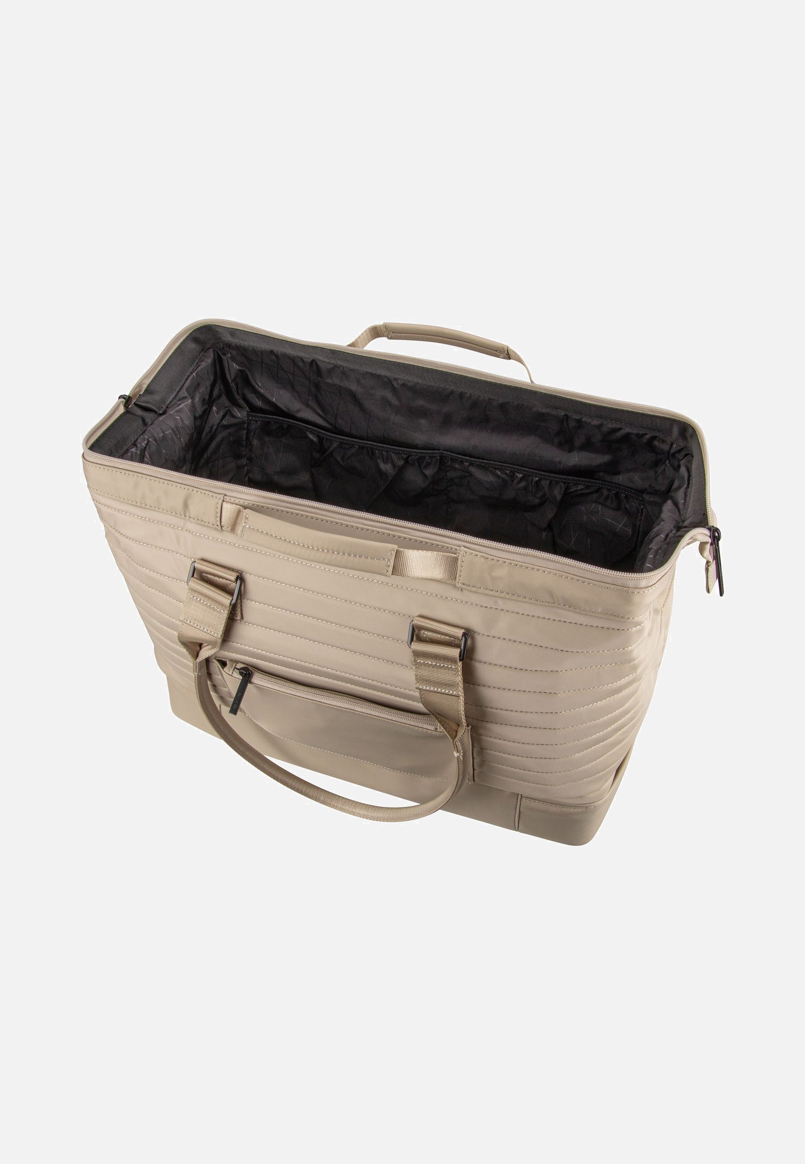 Barbara Stepp WKND Satin Nude - Weekender