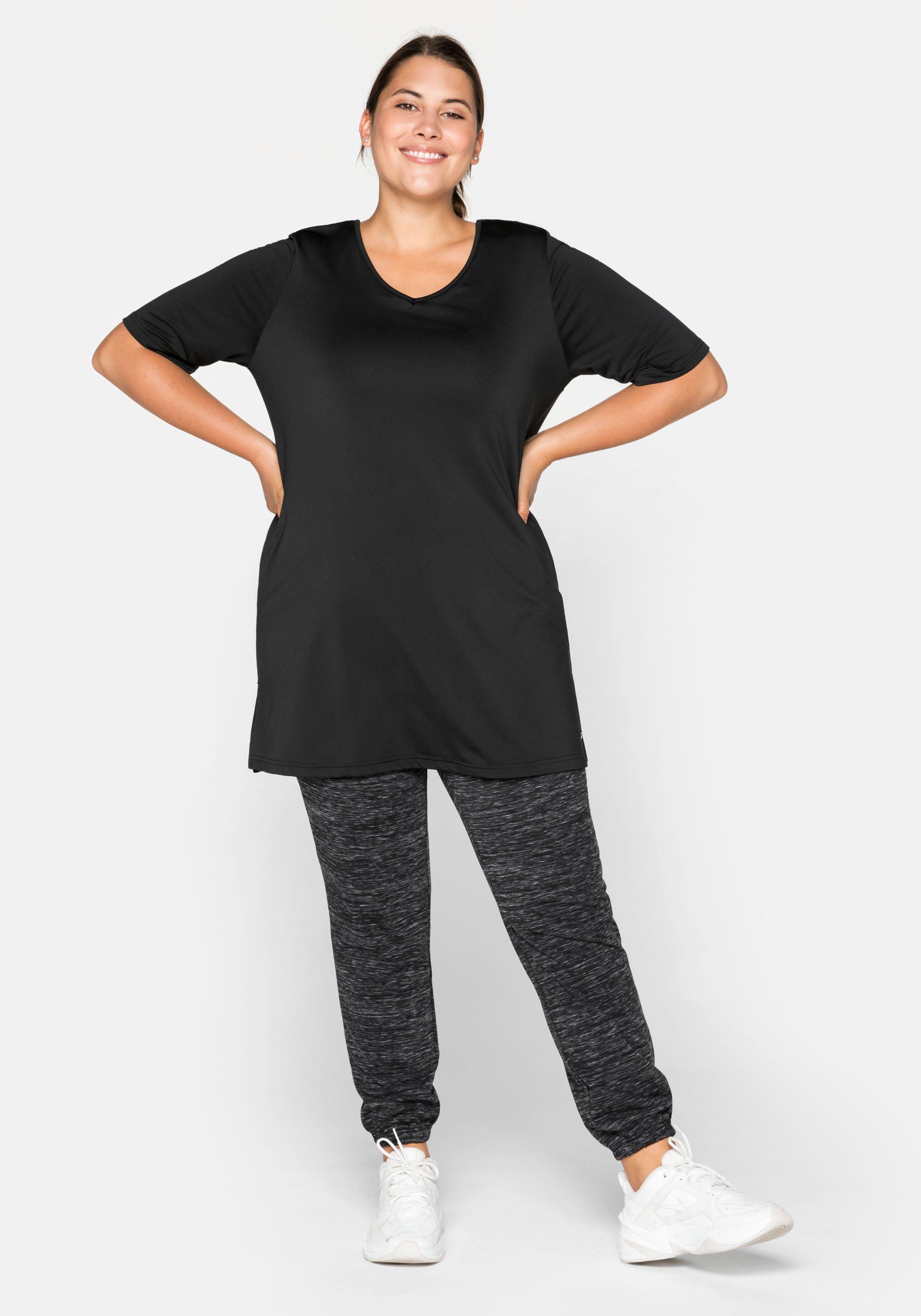 Funktionsshirt in Longform, mit Cut-out im Rücken