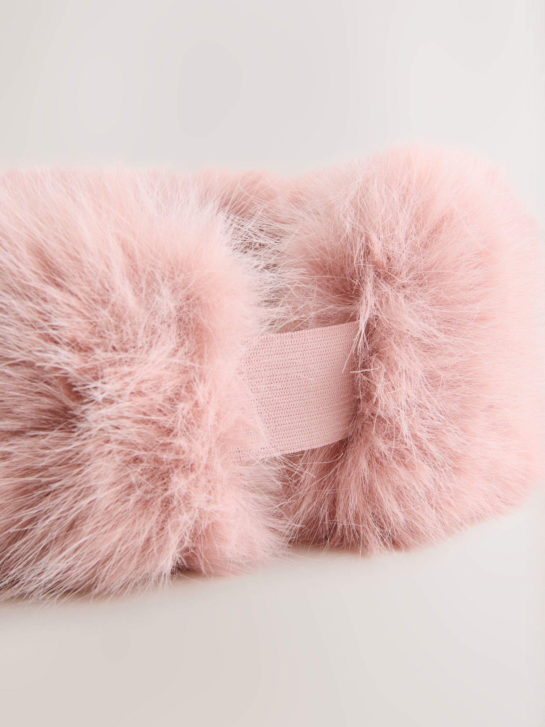 Roze - Haarband van imitatiebont