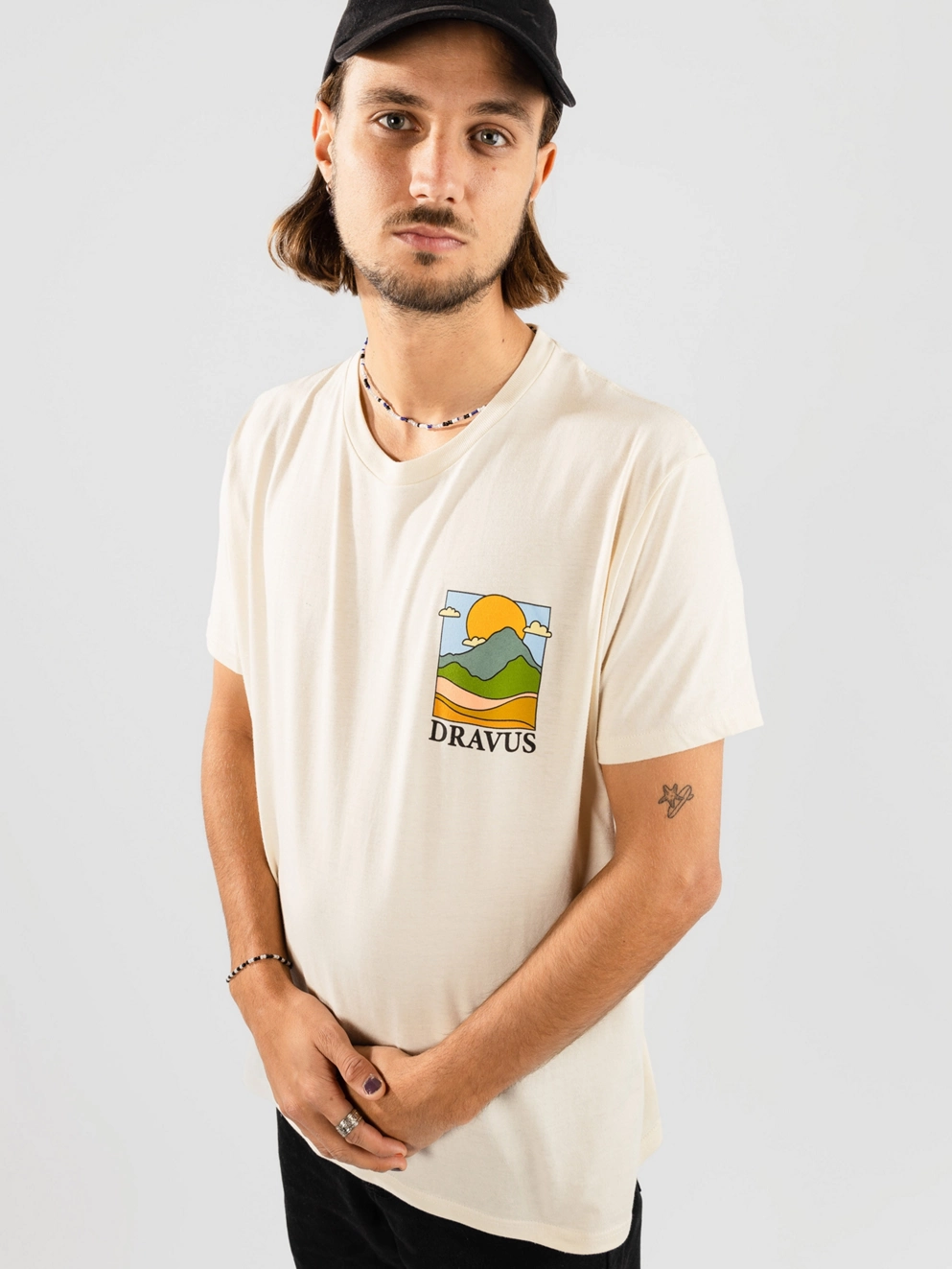 Dravus Valleys T-Shirt cream