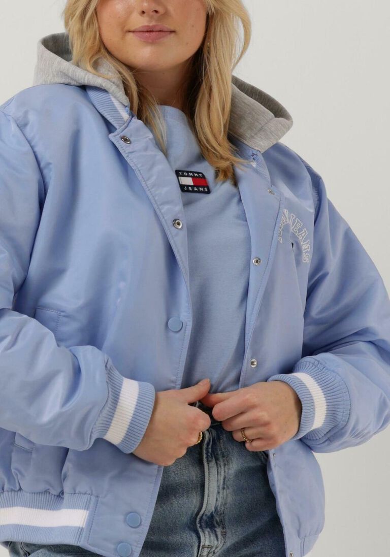 TOMMY JEANS blauwe tommy jeans jack tjw graphic satin bomber jacket