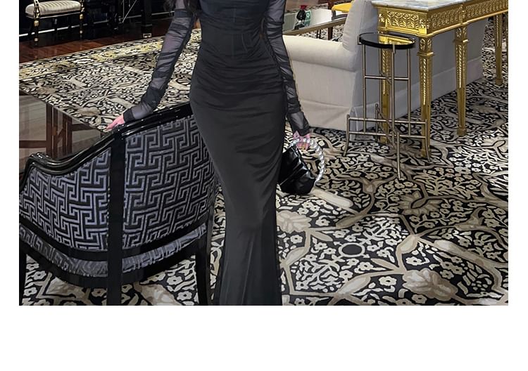 Sodoo - Lange mouw off-shoulder maxi-jurk met effen kleur