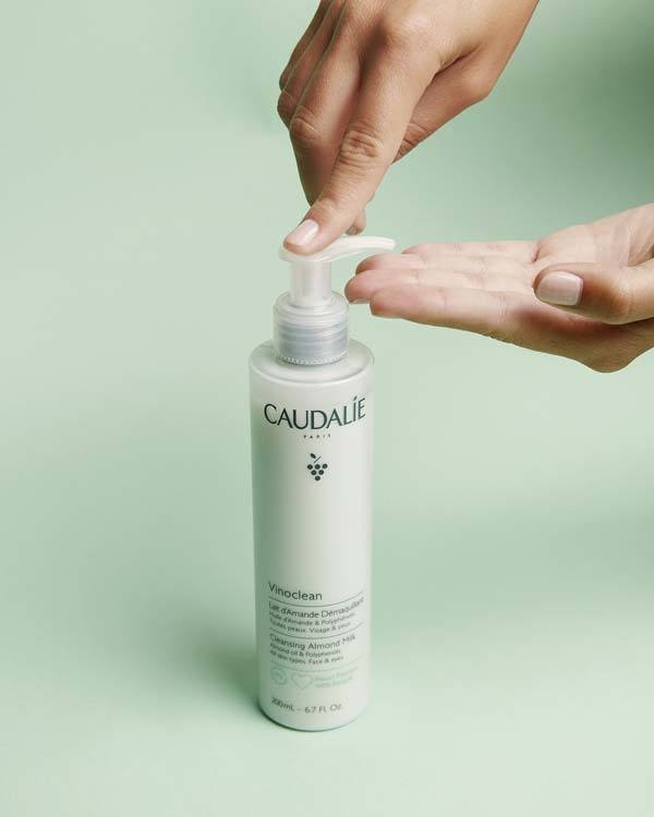 Caudalie Vinoclean Cleansing Almond Milk 200ml