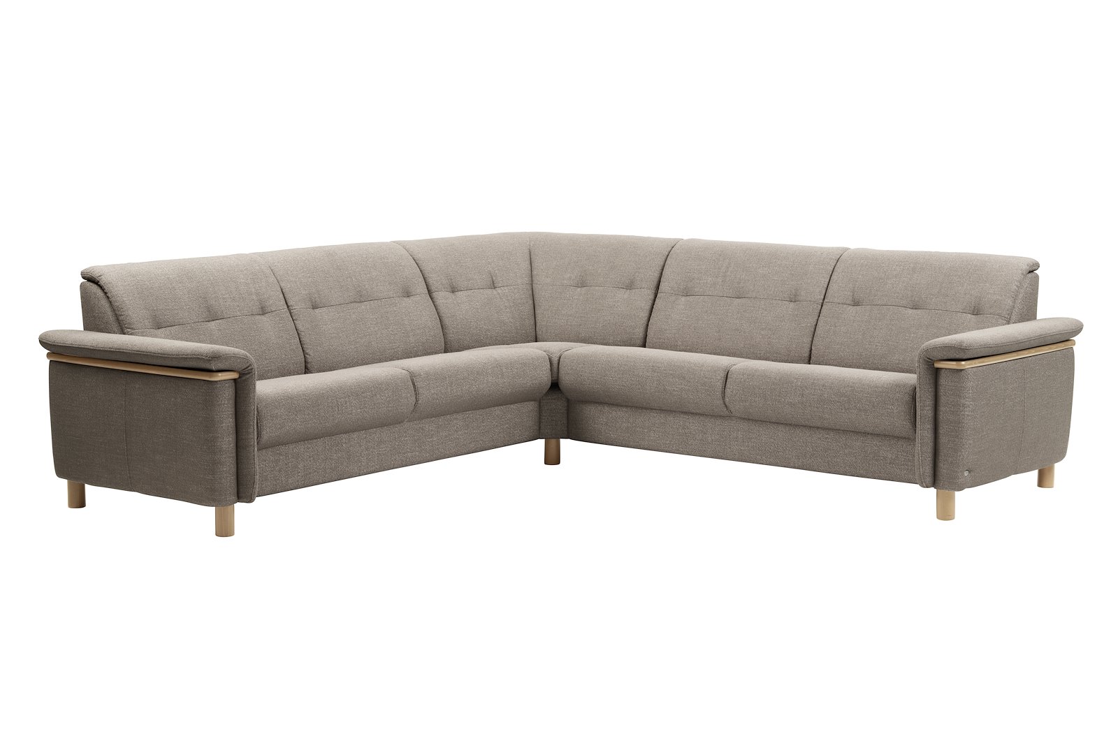 Flora hjørnesofa 2,5- og 2,5-seter. Tekstil Lotus mole med tredetaljer i eik og ben i eik.