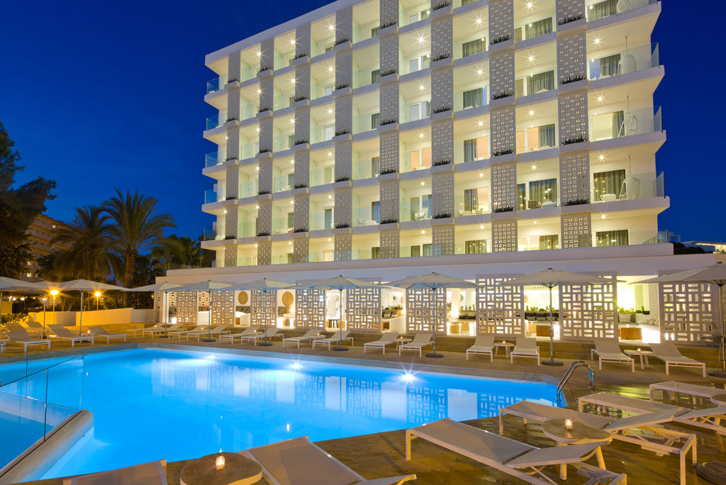HM Balanguera Beach Logies en ontbijt - Hotel