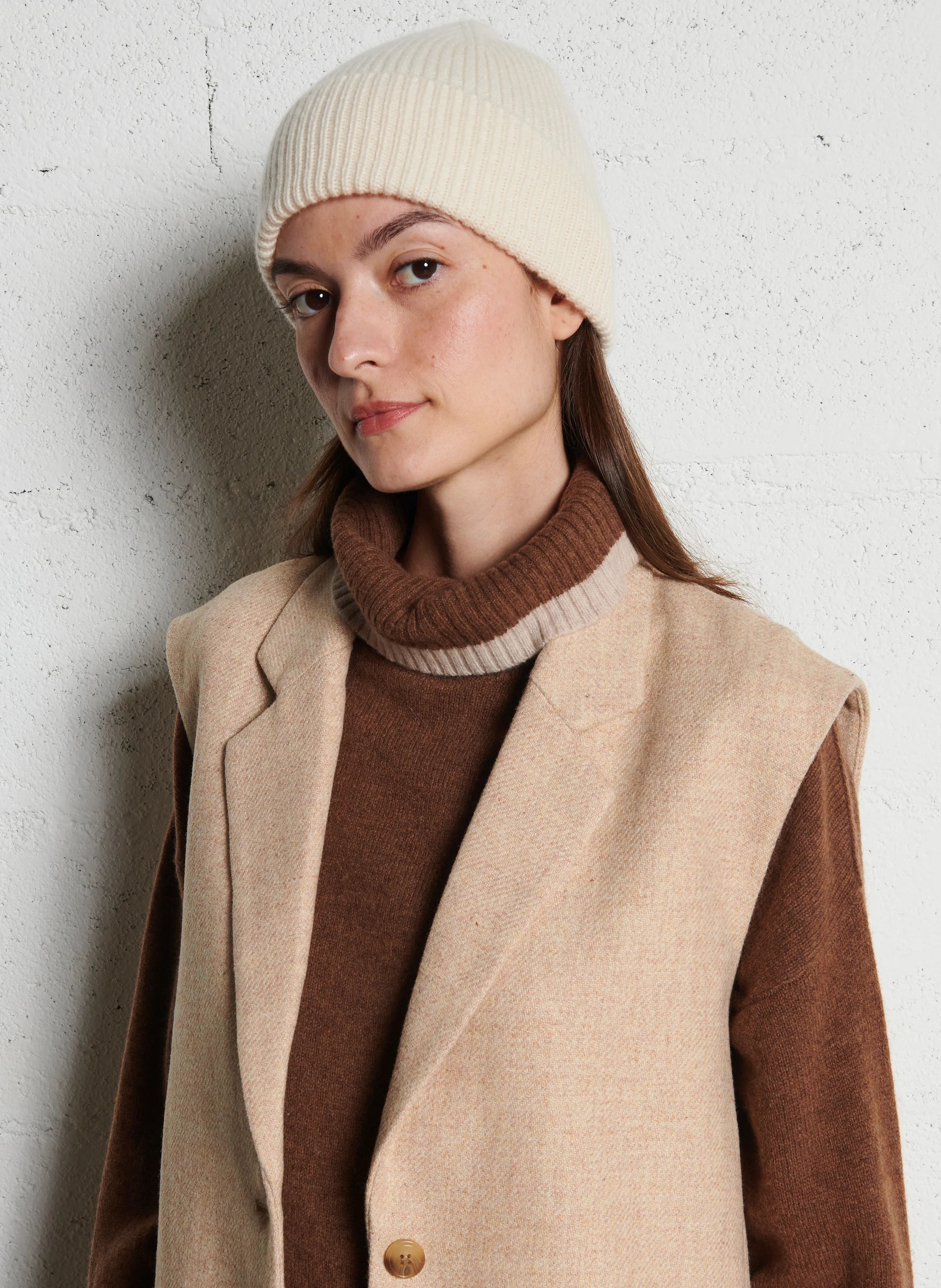 LARA - Veste de tailleur sans manches en laine mélangée | Beige