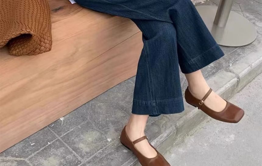 Wisjam - High Rise Plain Straight Leg Jeans