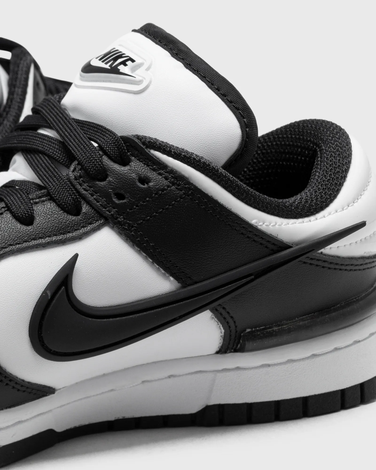 Nike W NIKE DUNK LOW  TWIST