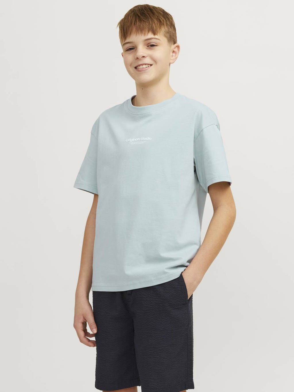 JACK & JONES T-shirt KORVESTERBRO met tekst lichtblauw