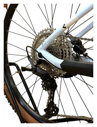 Produit reconditionné . Cube Reaction Hybrid Pro 625 SHIMANO DEORE 2024 . VTT électrique . Cube . très bon état