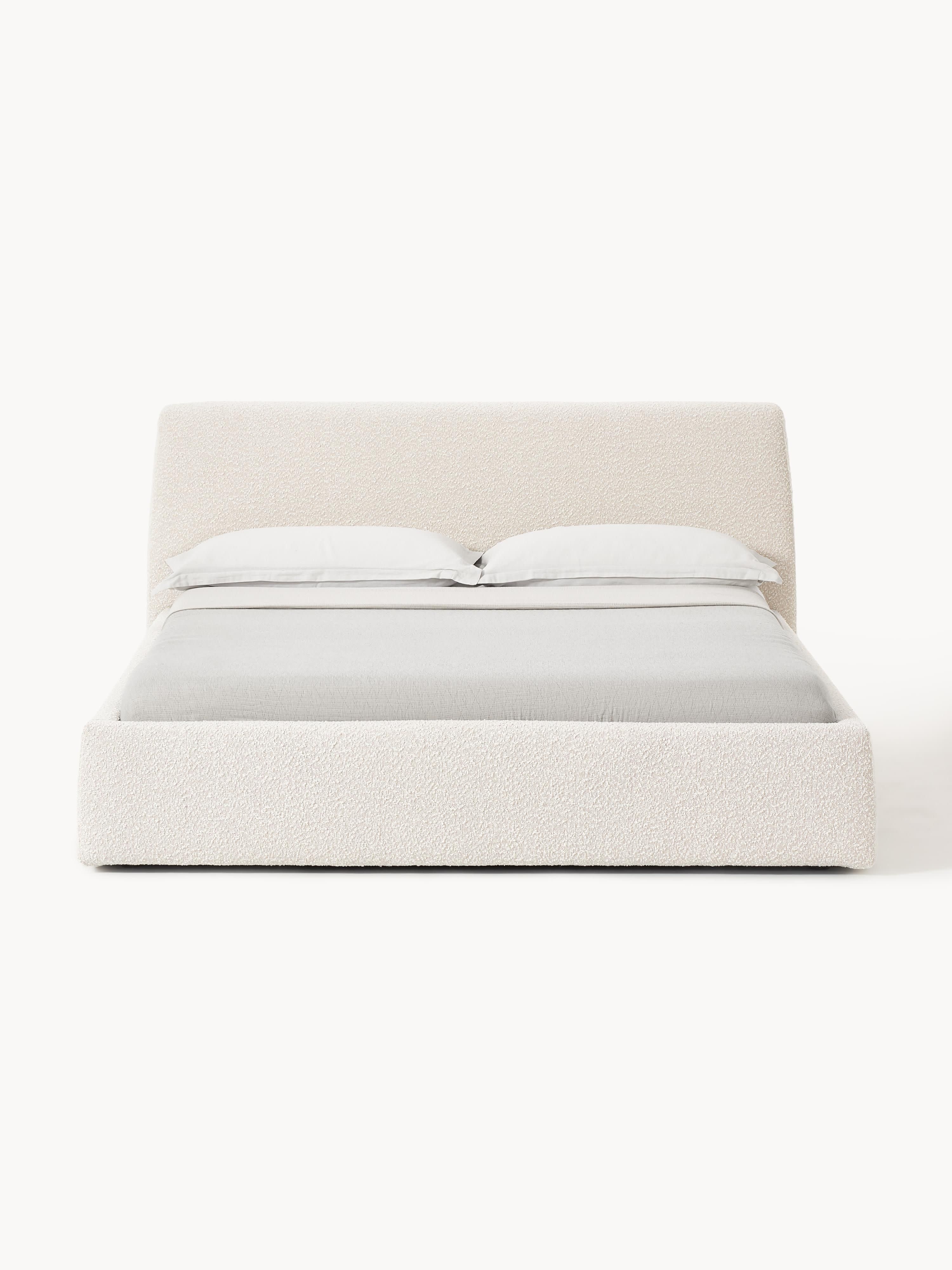 Bouclé gestoffeerd bed Cloud met opbergruimte