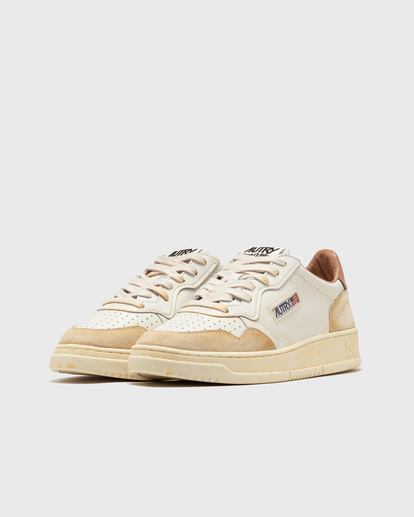 Autry Action Shoes WMNS SUP VINT LOW