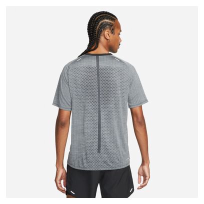 Maillot manches courtes Nike Dri-Fit ADV TechKnit Ultra Noir