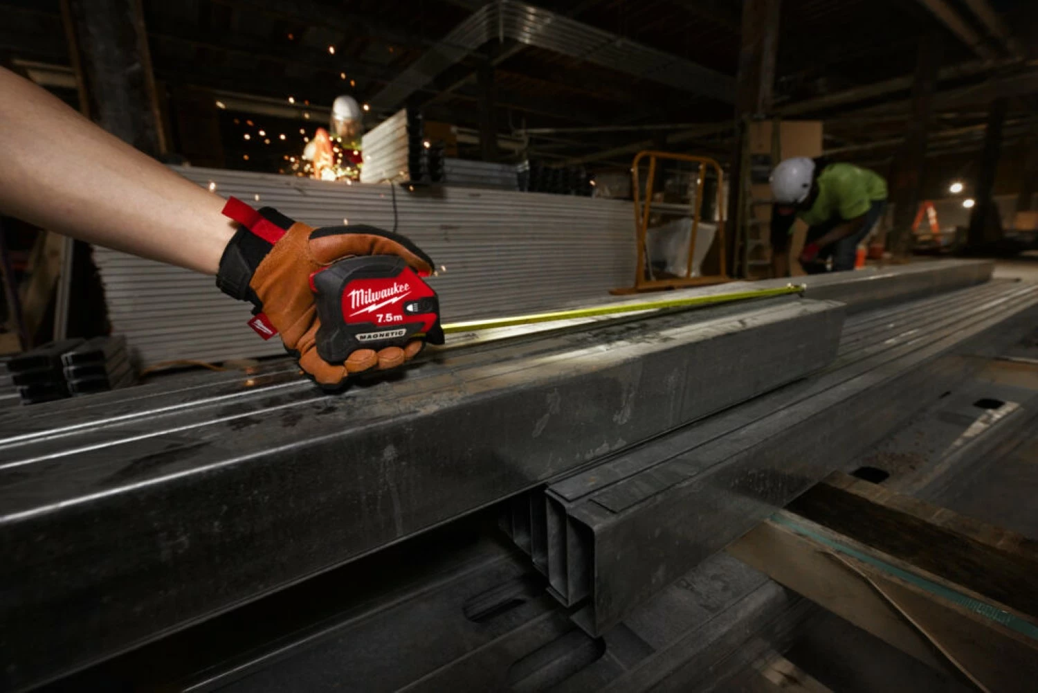 Milwaukee 4932492469 Rolmaat - 7,5m x 30mm - LED