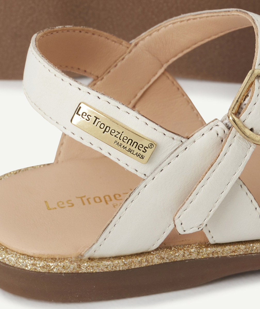 LES TROPEZIENNES PAR M BELARBILES SANDALES BLANCHES EN CUIR AVEC PAILLETTES COULEUR DORÉE