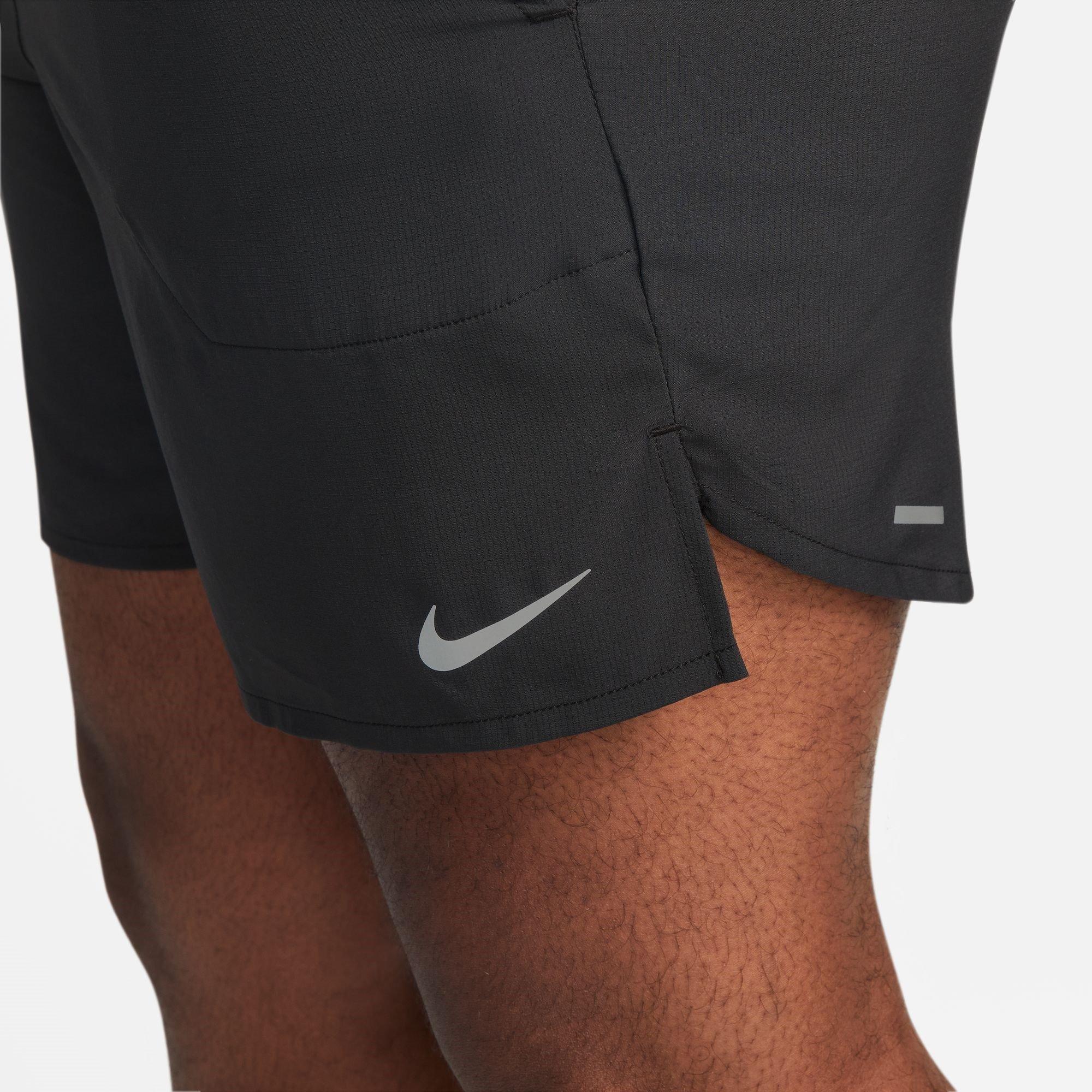 Nike Stride 7In Short