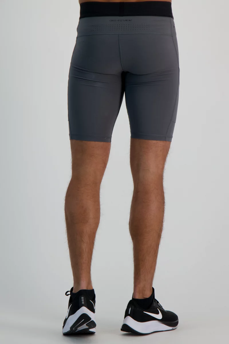 Nike Dri-FIT ADV A.P.S. Herren Short