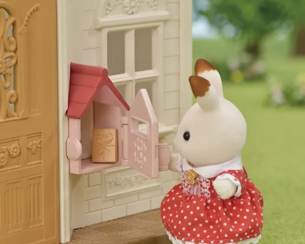 Sylvanian Families Red Roof Cosy Cottage Starter Home