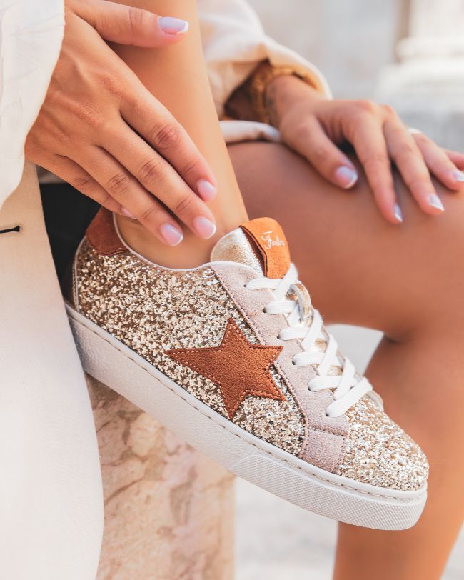 Basket femme dorée étoile à lacets - Félicie