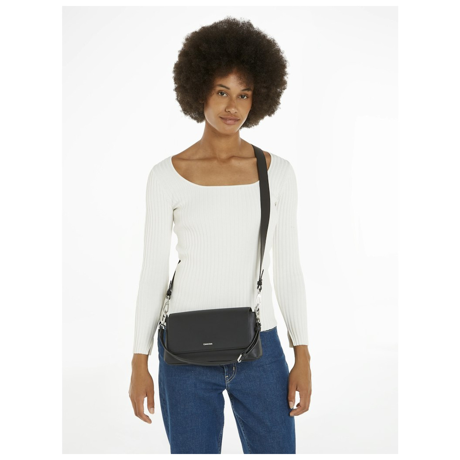 Calvin Klein CK MUST SHOULDER BAG