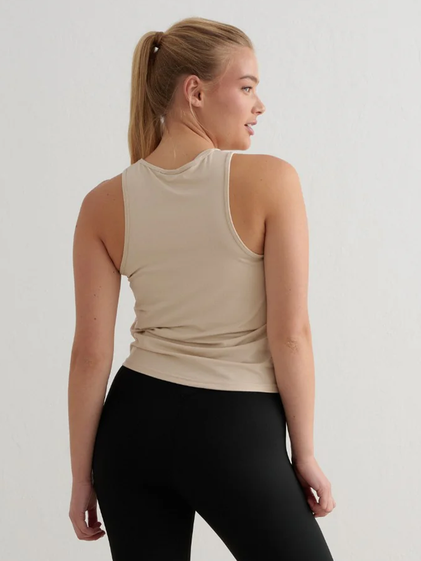 Soft Basic Singlet